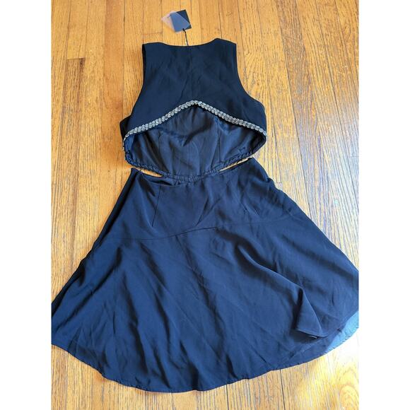 NBD Dress Womens Medium Black Cutout Waist Beaded Trim Sleeveless Lined Skater - Picture 7 of 8